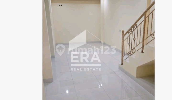 House in Janur Elok, freehold certificate, area 108, price 3.8 billion House in Janur Elok, freehold certificate, area 108, price 3.8 billion