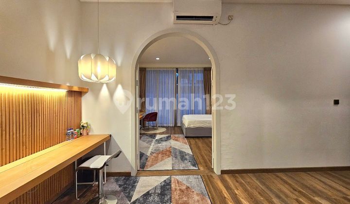 Dijual Rumah dengan Design Interior Mewah di Golf Island Pik 2 Lantai Lt200m 2