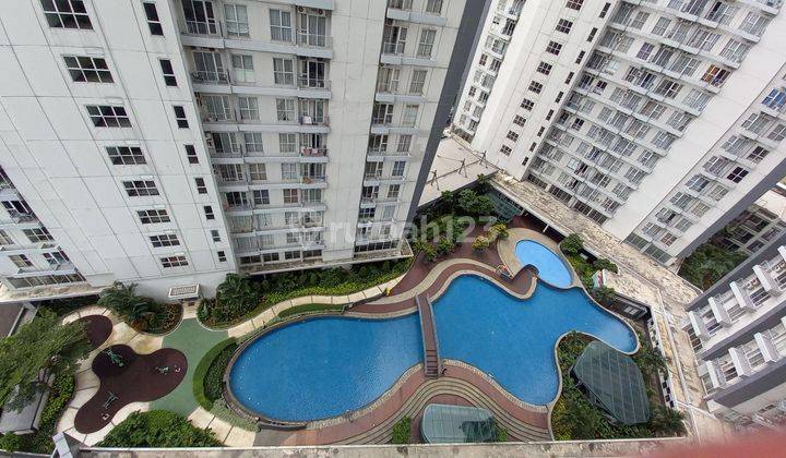 Apartemen Casa De Parco semi furnished  dekat ke The BREEZE 1