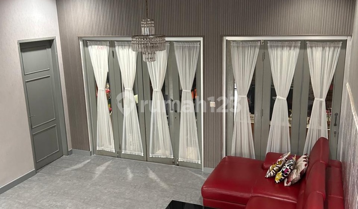 Jual Rumah Summarecon ,2½ Lantai Dalam Cluster Asri Hijau Strategis Dekat Summarecon Mall  2