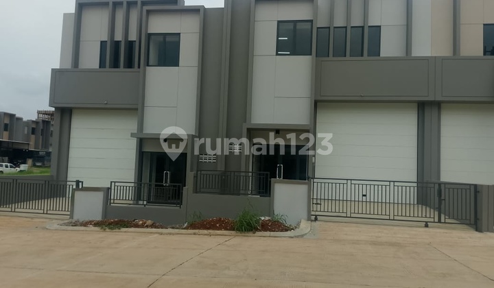 Warehouse Rental in Taman Tekno