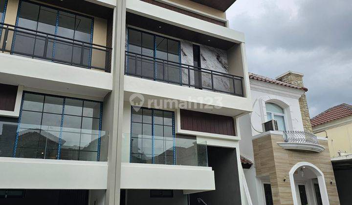 Rumah Baru Gress Modern Minimalist Split Level Wisata Bukit Mas 1