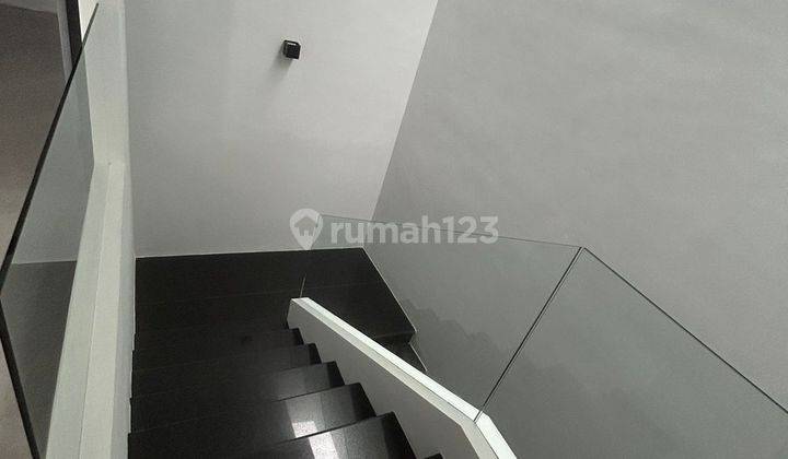 Dijual Rumah Modern Minimalis Cantik Siap Huni Dian Istana 2