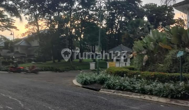Rumah Mewah Siap Huni Hook dengan Private Pool SHM di Cluster Bukit Golf Hijau Sentul City Bogor 2