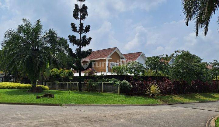 Rumah Hook Dengan Halaman Luas Di Country Wood Sentul City Bogor 2