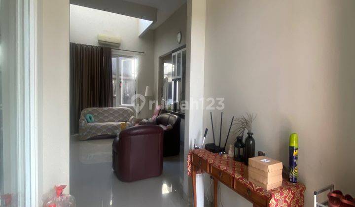 tampak depan rumah siap huni 2 lantai