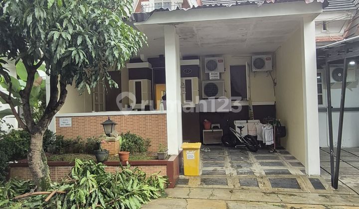 Rumah dengan Mezanine Siap Huni SHM di Cluster Taman Victoria Sentul City Bogor Rumah dengan Mezanine Siap Huni SHM di Cluster Taman Victoria Sentul City Bogor