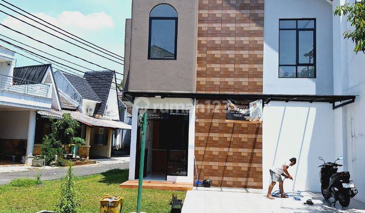 Rumah 2 Lantai Hook Dengan Private Pool Siap Huni Shgb, Di Cluster Taman Victoria, Sentul City Bogor 1