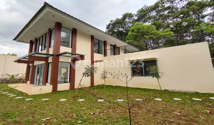 Rumah Modern Hook Tropis 2 Lantai Shm Di Cluster Bukit Golf Hijau Sentul City Bogor 2