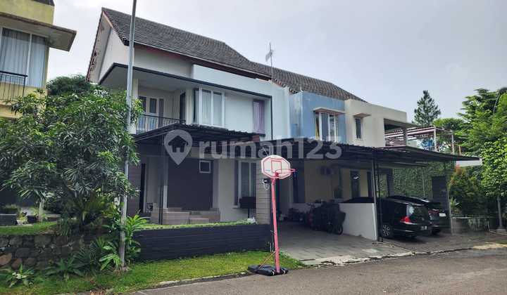 Rumah 2 Lantai Siap Huni SHM Dekat ke Taman Budaya di Cluster La Vanoise Sentul City Bogor 2