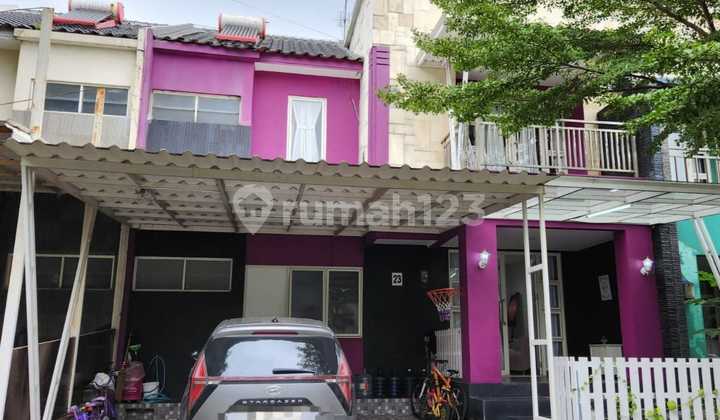 Rumah 2 Lantai Siap Huni Dekat ke Commercial Area dan Pintu Tol Shgb di Cluster Centronia Sentul City Bogor 1