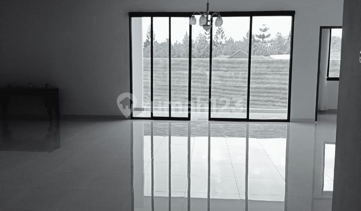 Rumah Siap Huni 2 Lantai Dekat ke Pintu Tol di Cluster Casablanca Sentul City Bogor 2