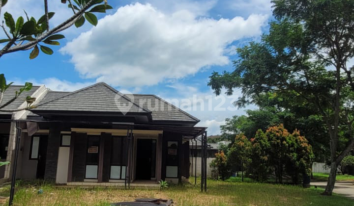 Rumah Hook Siap Huni Satu Lantai Shm Bagus Dengan Halaman Luas Di Cluster The Breeze Sentul City Bogor 2
