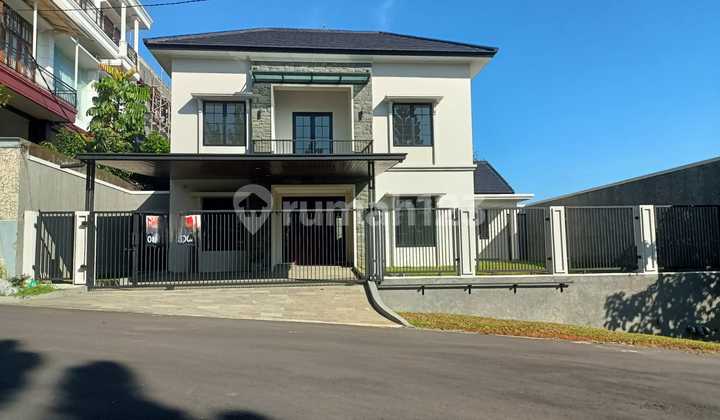 Rumah View Gunung Pancar dengan Private Pool Siap Huni Shgb di Cluster Bali Hill Sentul City Bogor Rumah View Gunung Pancar dengan Private Pool Siap Huni Shgb di Cluster Bali Hill Sentul City Bogor