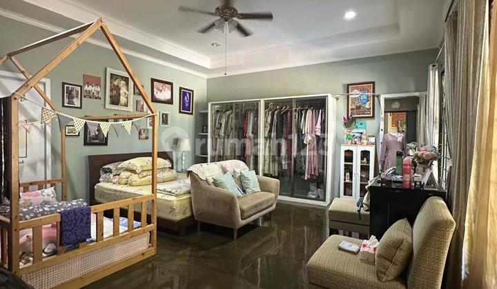 Rumah 2 Lantai Dengan Halaman Belakang Luas Shm Di Boulevard Cluster Bukit Golf Hijau Sentul City Bogor 2