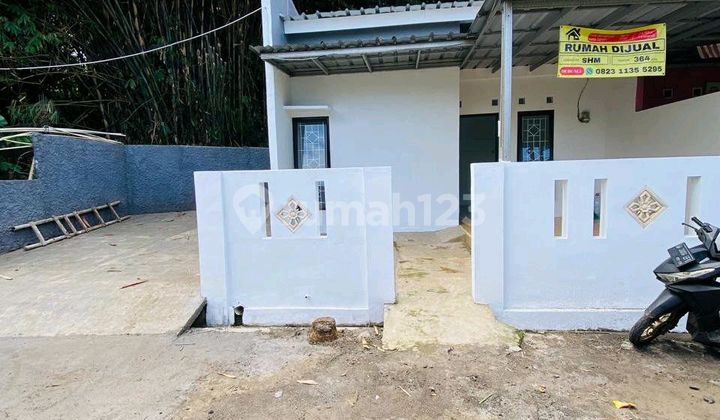 Dijual Rumah Second Siap Huni ******** Dijual Rumah Second Siap Huni ********