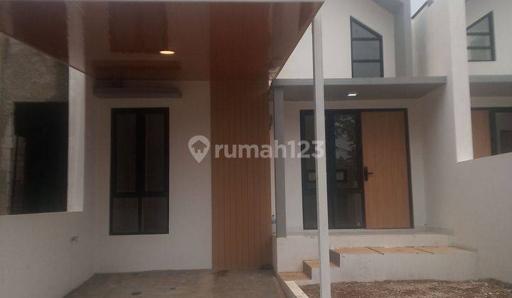 Rumah Keren Dekat Stasiun Depok.ede 1