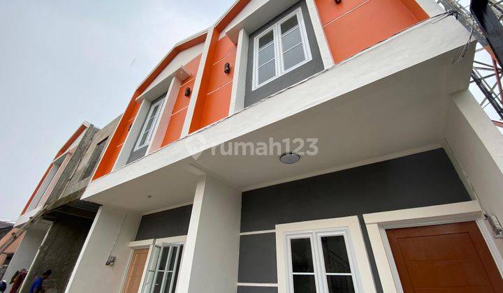 Rumah 2 Lantai Dekat Stasiun Depok Lama.ede 1