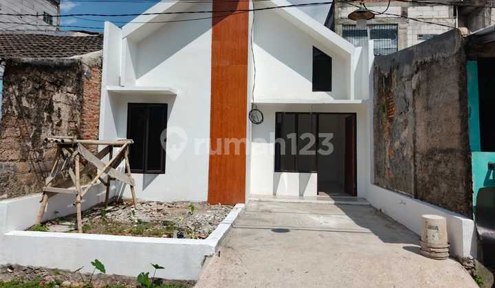 Rumah Siap Huni Dicilebut Dekat Stasiun.ede 1