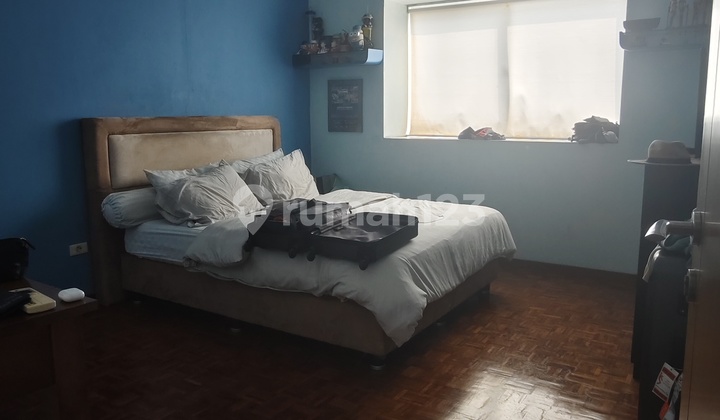 Rumah Besar Cocok Untuk Pertemuan Keluarga Besar Di Lokasi Yang Tenang Alam Sutera 2