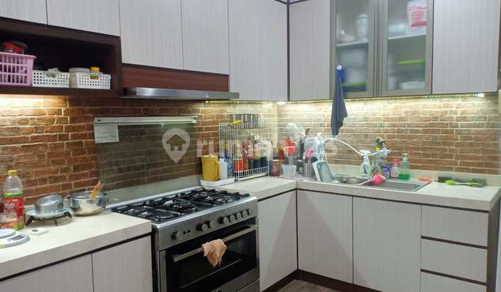 Fijual Rumah Di Pondok Hijau Golf, Summarecon Srrpong