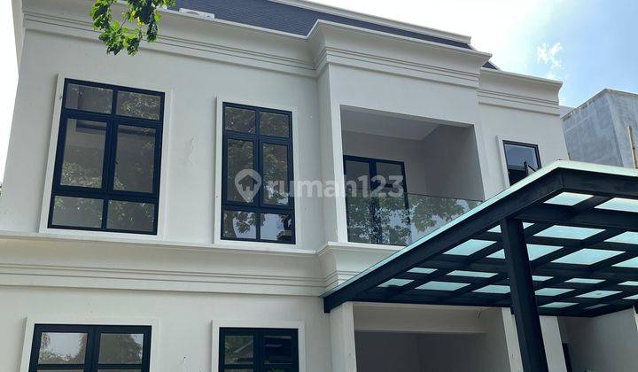 Dijual Rumah 3 Lantai Brand New Furnished Siap Huni Ada Pool di Sutera Amaryllis. Ylefb 1