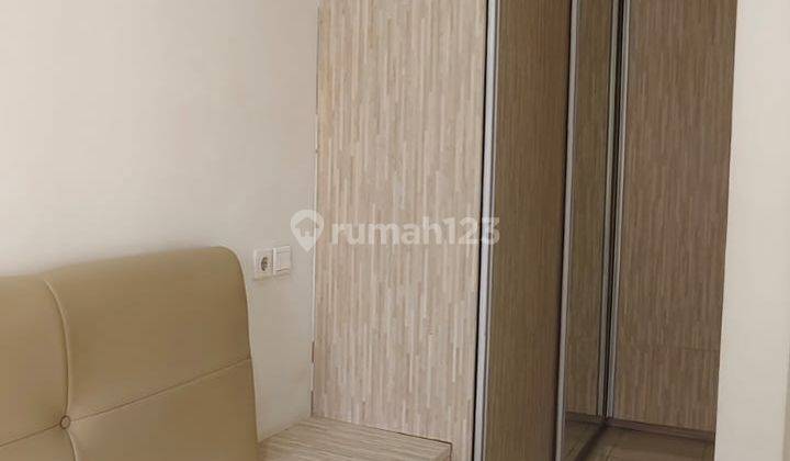 Disewakan Rumah 2Lt Furnished di Canary Barat 6, The Spring. Ivn 2