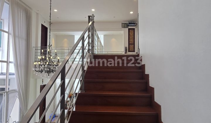 Dijual RUMAH 3 Lantai Kawasan ELITE PANTAI MUTIARA - PLUIT JAKARTA UTARA - Lva 2