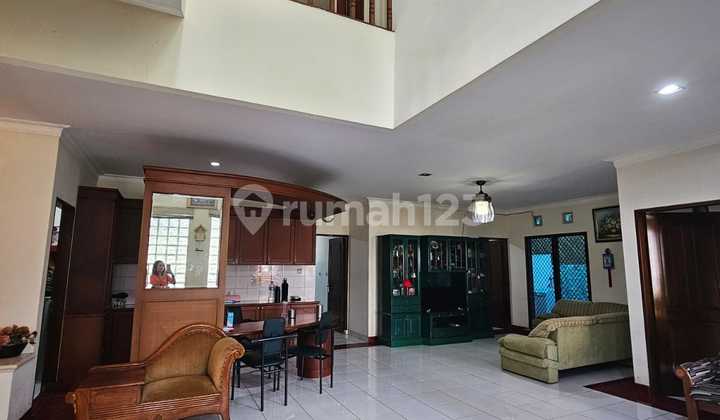 For Sale Corner House Fully Renovated ready to occupy in Sutera Cemara, Alam Sutera. Wndefgs