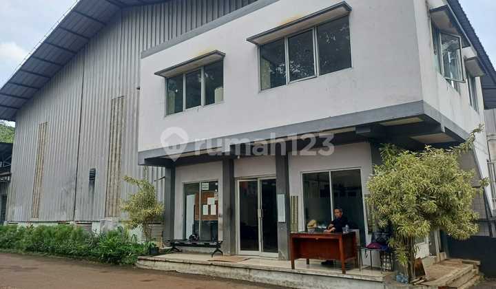 Warehouse for Sale with SHM Title, Ready to Use, 40ft Container Access, Near Toll Gate in Sentul, Bogor. ivnefa