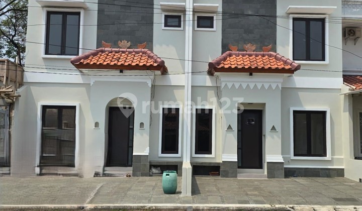Dijual Rumah 2 Lantai Renoved di Taman Ubud Permata Timur. Ttefb