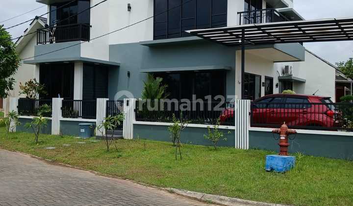 Rumah Mewah Di Cluster The River Parung Panjang