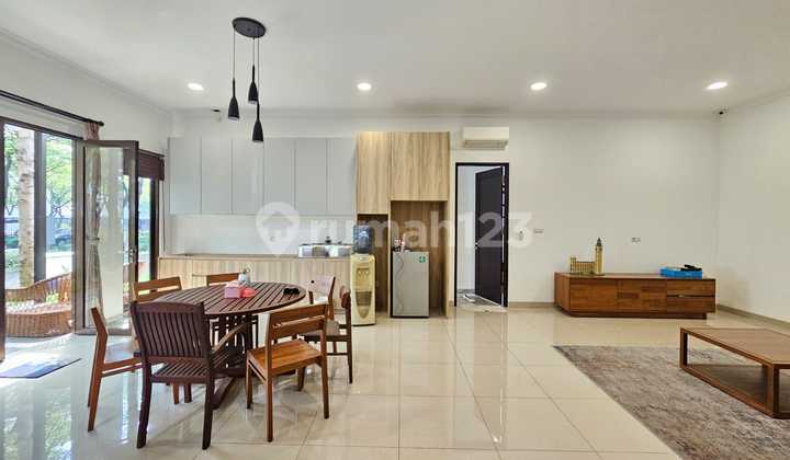 Dijual Rumah 2 Lantai Hook Desain Mandiri Bagus rapih siap huni di Sutera Leora, Alam Sutera. Wndefgs