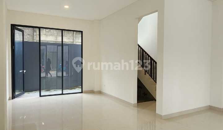 Disewakan Ruko Delrey 3 lantai lokasi strategis hadap Barat do BSD City - Lva Disewakan Ruko Delrey 3 lantai lokasi strategis hadap Barat do BSD City - Lva