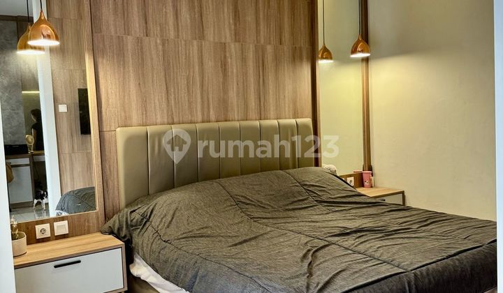Dijual Rumah Cantik 2 Lantai Semi Furnish Siap Huni di Discovery Bintaro Jaya, Tangerang Selatan. Ivnefa 2