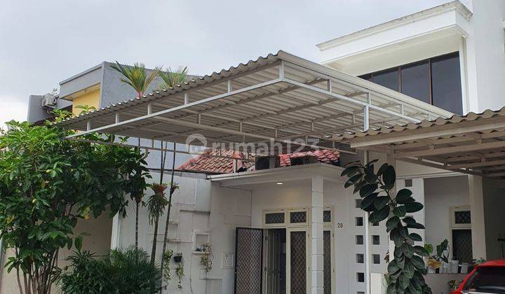 Dijual Rumah 2 Lantai Semi Furnished Siap Huni di Sutera Flamboyan. Byn 1