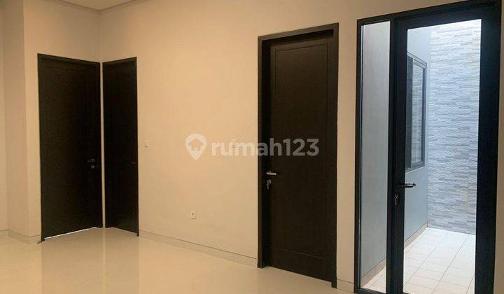 Dijual rumah 2 lantai kelapa gading siap huni bagus 2