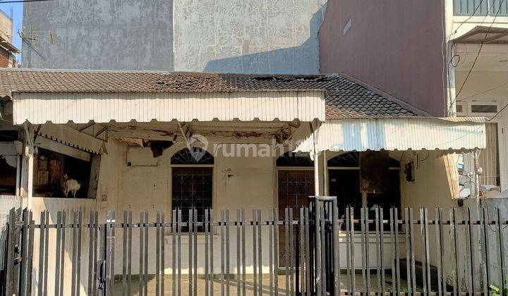 Di jual rumah tua , lingkungan nyaman 1