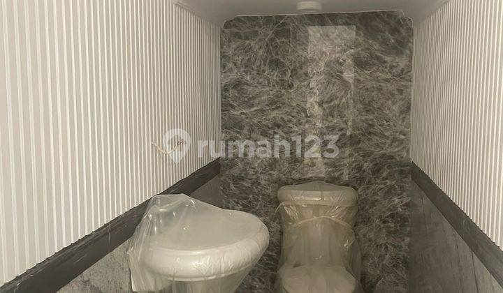 Rumah Keren di Villa Gading Indah 2