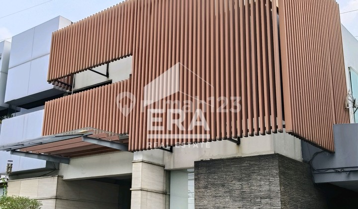 Disewakan Gedung Cocok Untuk Office, Resto & Cafe Di Kebayoran Baru, Jakarta Selatan