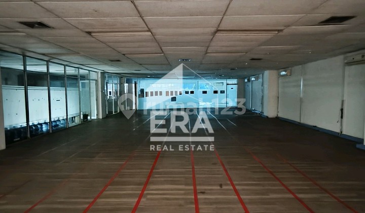 Disewakan gefung kantor di lokasi strategis , kebon sirih, jakarta pusat