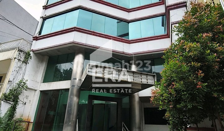 Office building for sale in Kebon Sirih, Central Jakarta