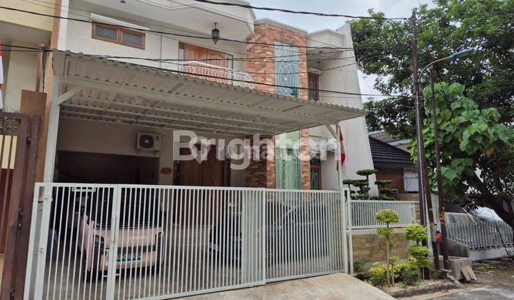 RUMAH 2 LANTAI FULL FURNISHED DI KEDOYA 1