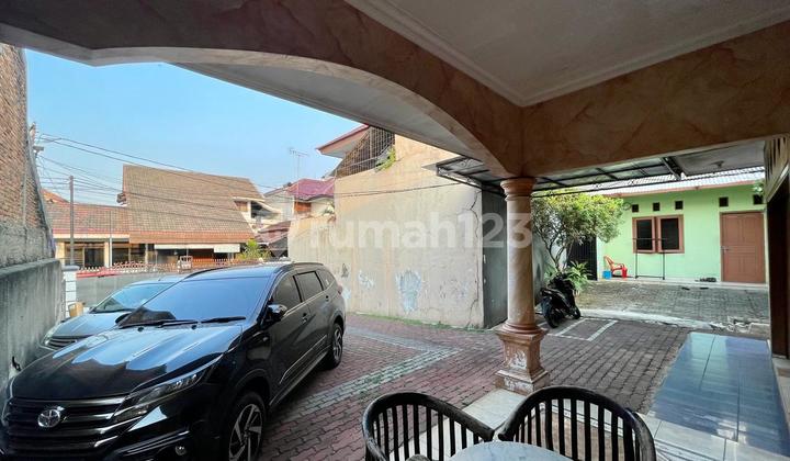 House + Active Rental in Kebon Jeruk, West Jakarta 2