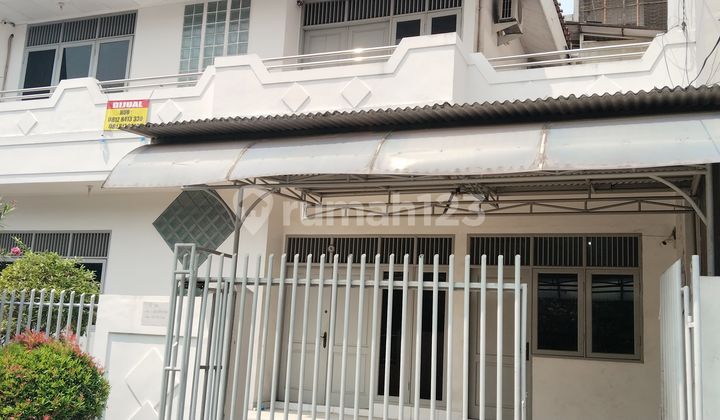 Rumah Bagus di Taman Permata Indah Jakarta Utara Rumah Bagus di Taman Permata Indah Jakarta Utara