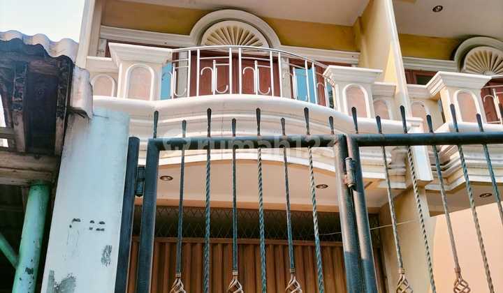 Rumah Kontrakan Bagus dan Siap Huni 3,5 Lantai di Jelambar Jakarta Barat Rumah Kontrakan Bagus dan Siap Huni 3,5 Lantai di Jelambar Jakarta Barat
