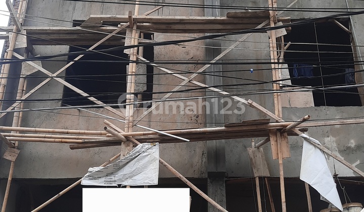 New House Strategic Location in Duri NIrmala Kebon Jeruk New House Strategic Location in Duri NIrmala Kebon Jeruk