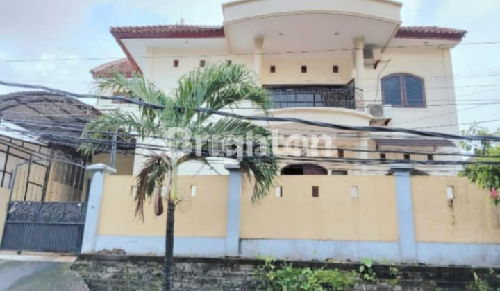 RUMAH JL. NOJA SARASWATI, BALI, SANGAT STRATEGIS, MEWAH DAN NYAMAN RUMAH JL. NOJA SARASWATI, BALI, SANGAT STRATEGIS, MEWAH DAN NYAMAN