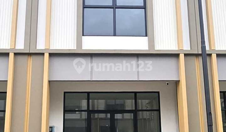 Illago Grande, Gading Serpong, 2 Floors, Very Strategic, Located in the Center of Gading Serpong City