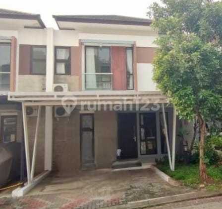 Rumah 2 Lantai De Latinos, BSD, Sangat Strategis, Semi Furnished